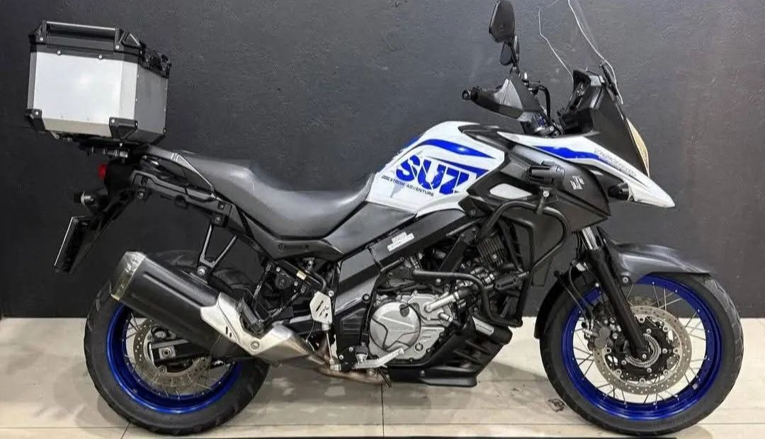 VENDO V STROM 650 - 2021 - Foto 2