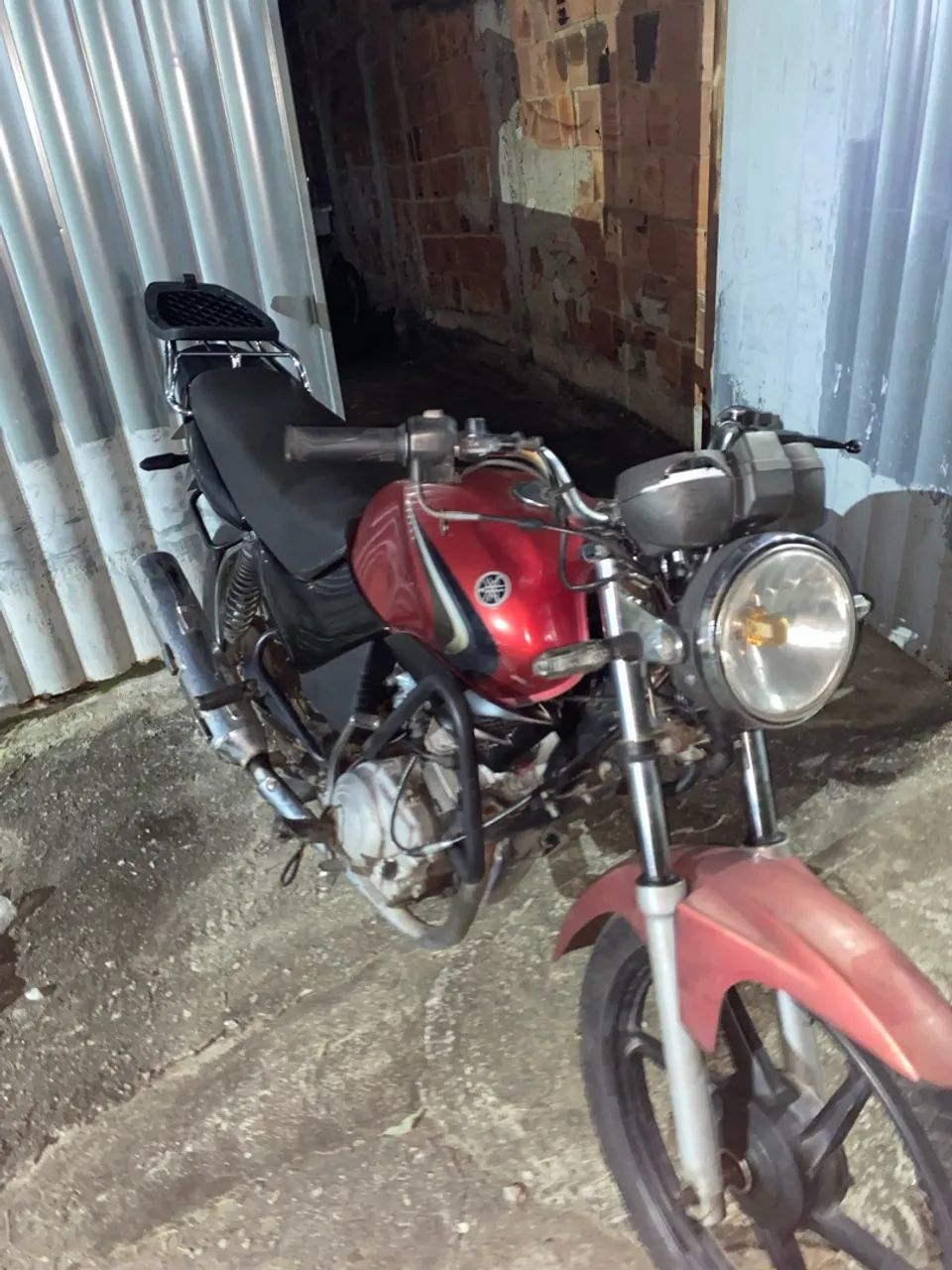 Yamaha YBR 125 E 2008 - Foto 2