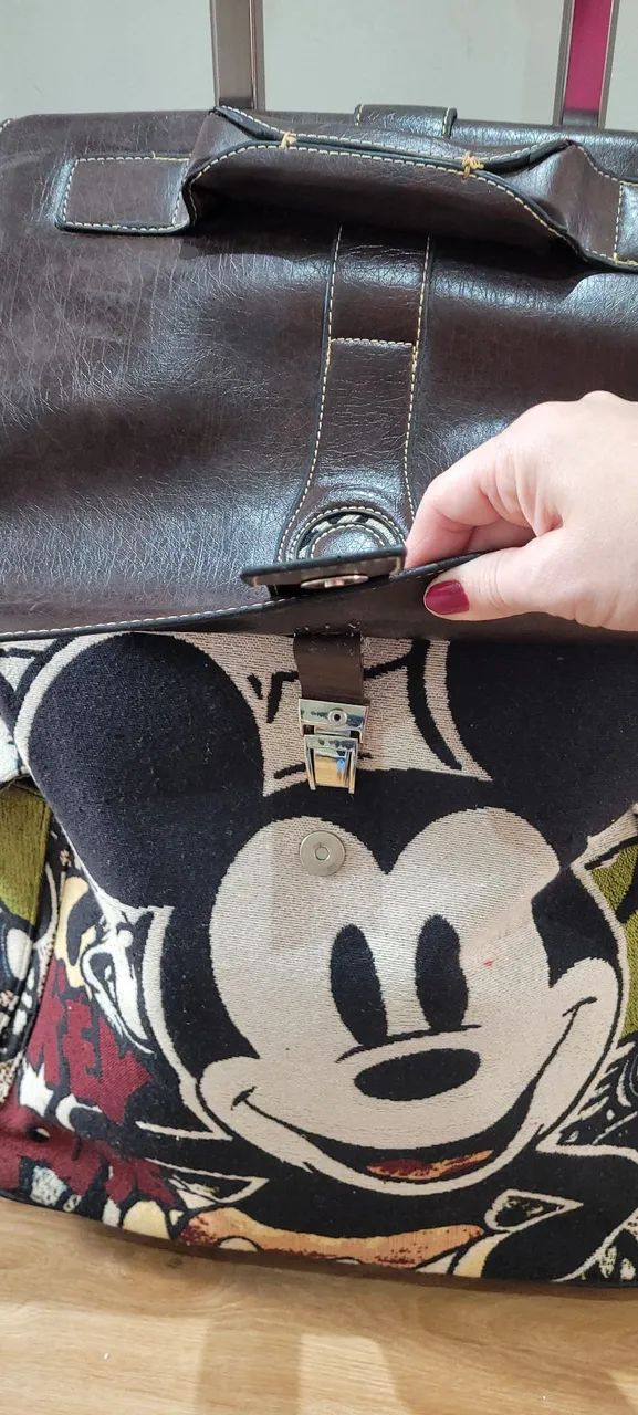 Mala de Rodinha do Mickey - Foto 2