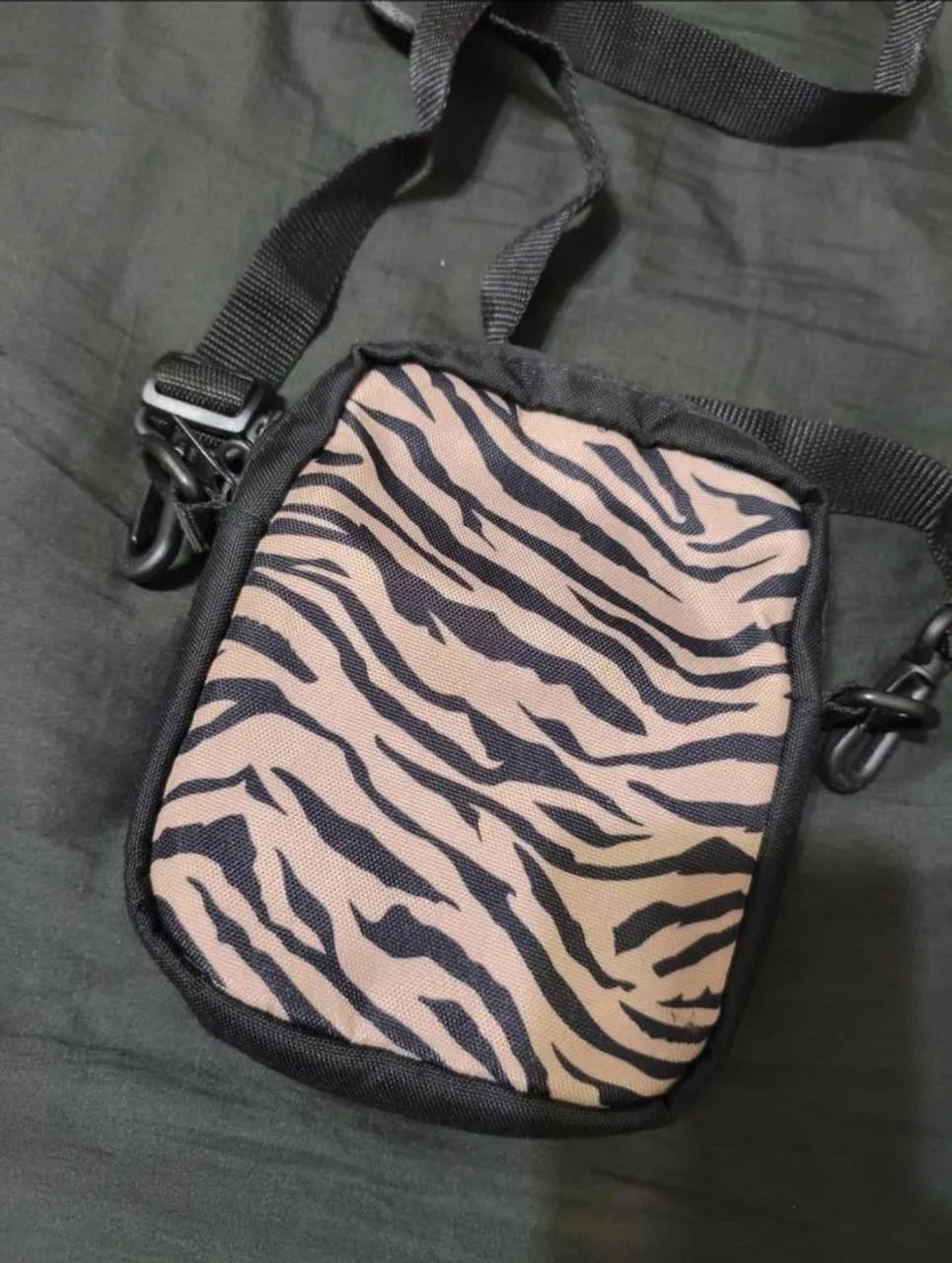 Shoulder bag vans animal print - Foto 2