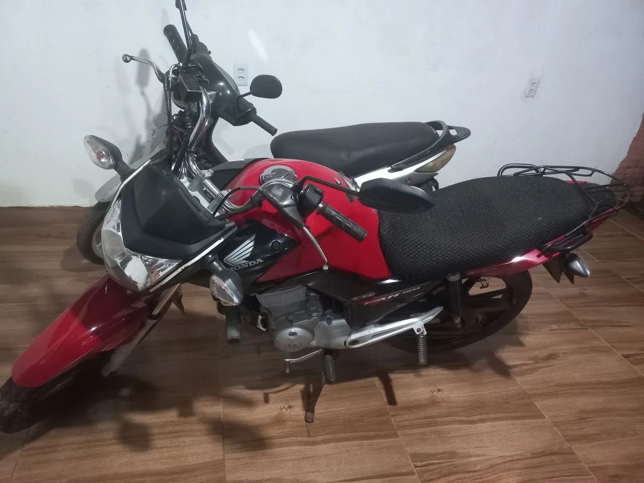 150 TITAN COMPLETA 