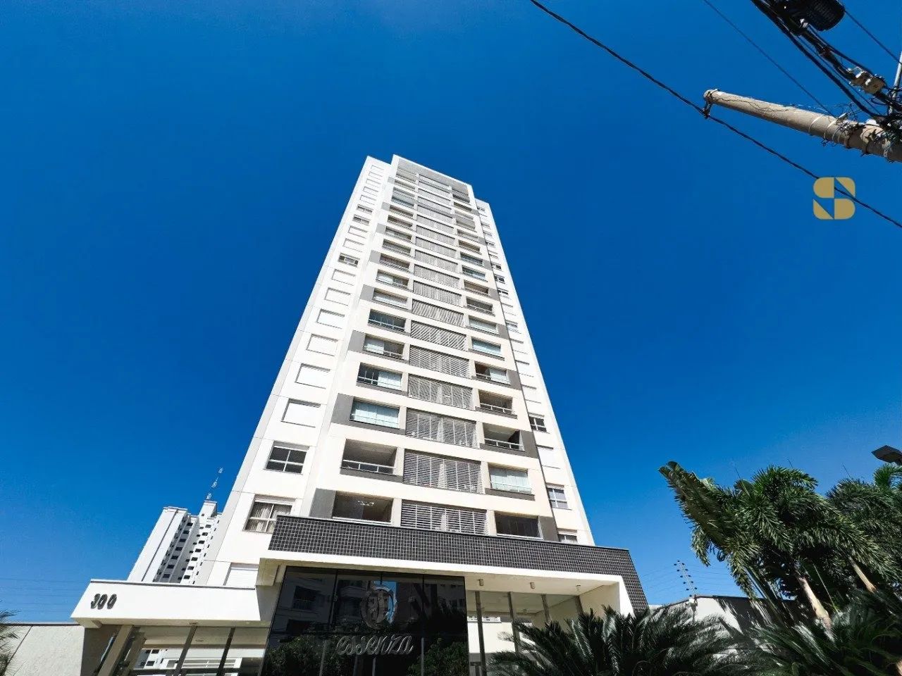 Apartamento à venda no Edifício Essenza, Cuiabá MT