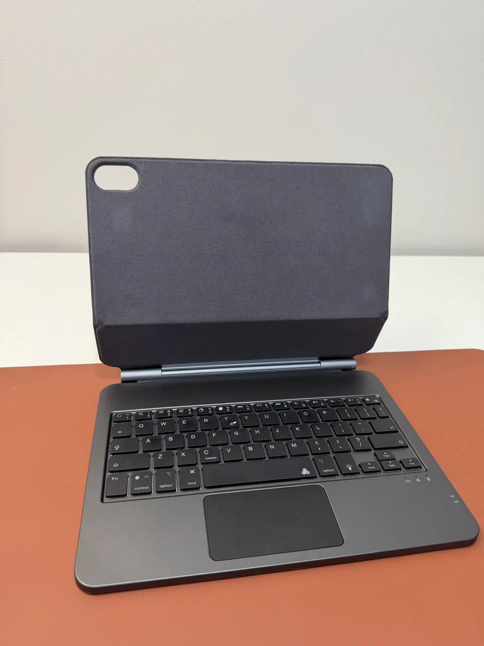 iPad A16 prata, apenas 3 meses de uso, perfeito estado + keyboard de brinde  - Foto 4