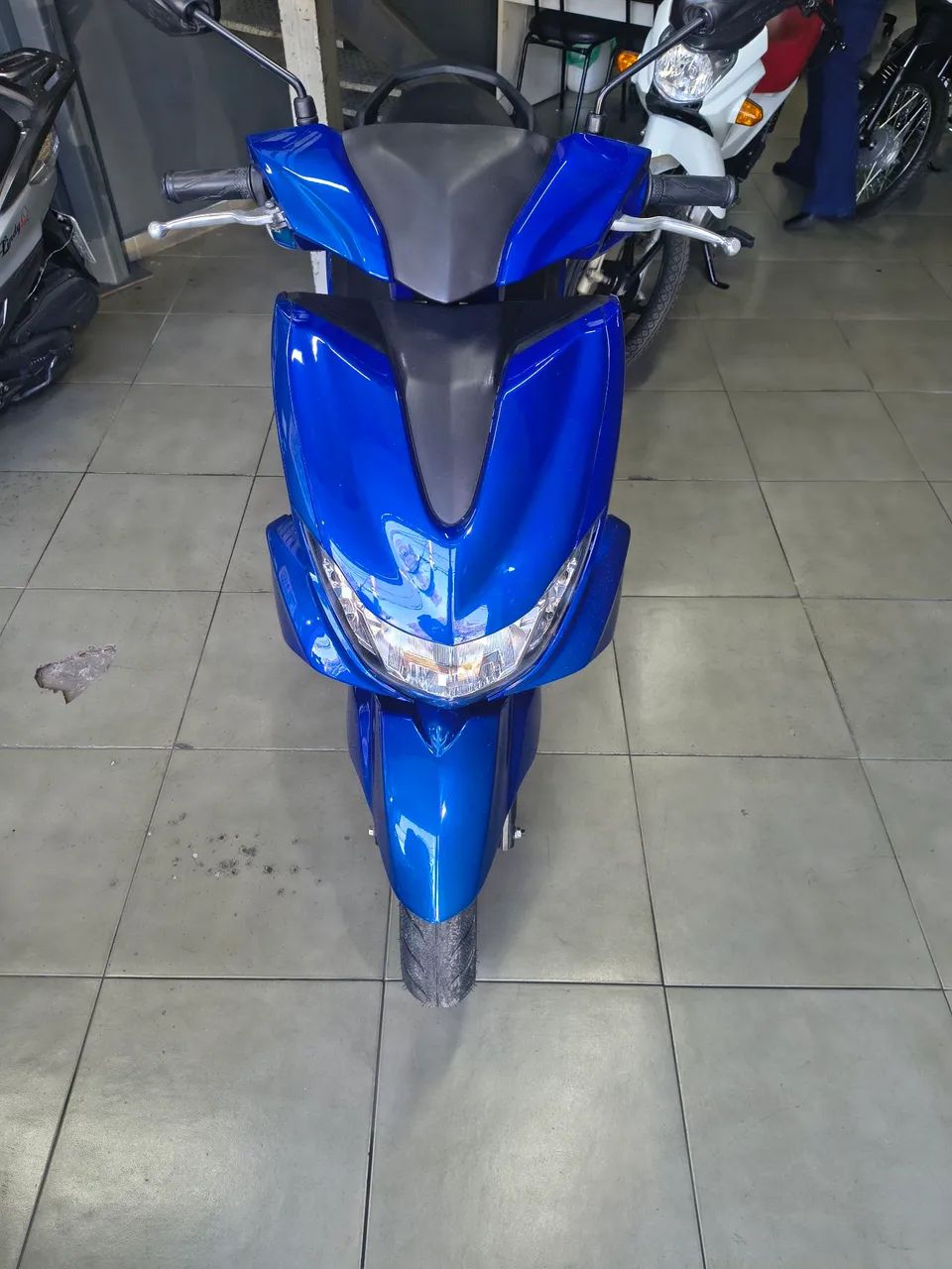 Yamaha fluo nova