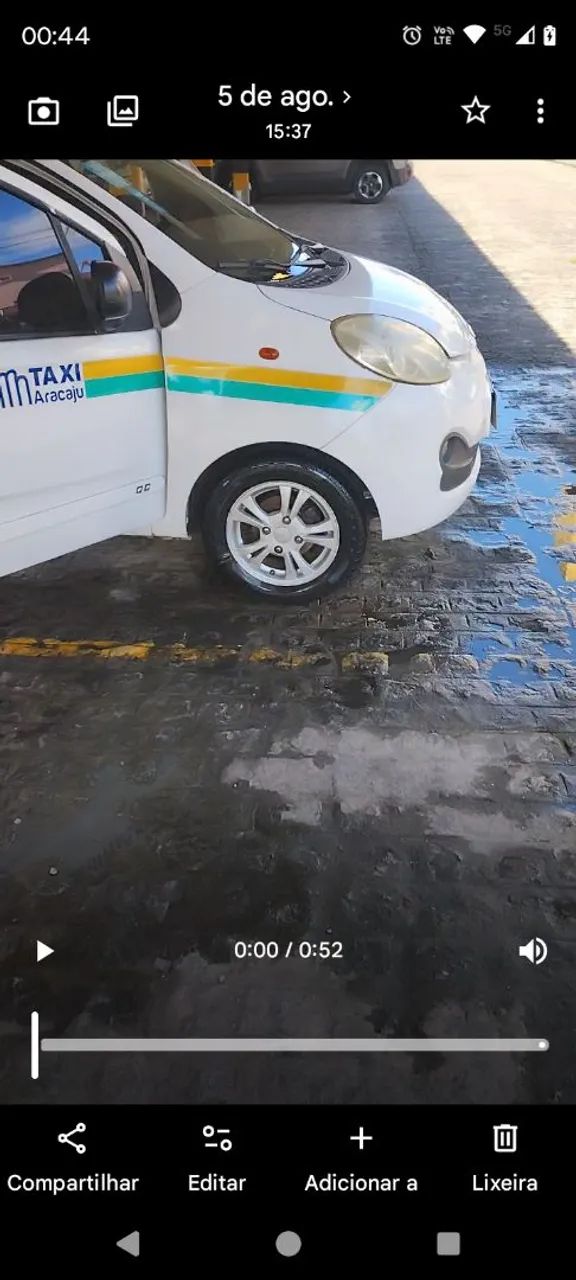 Táxi Disponível ?