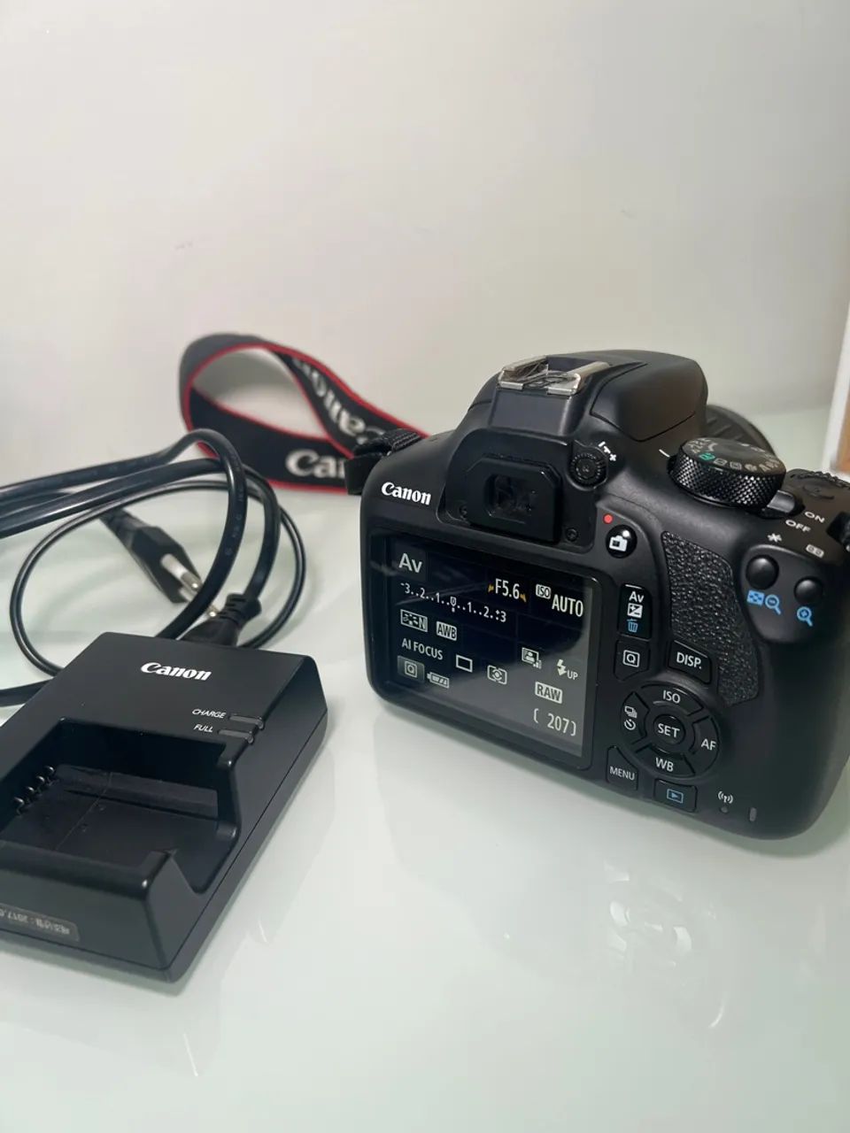 Camera Canon eos 1300d  18-55mm  - Foto 4