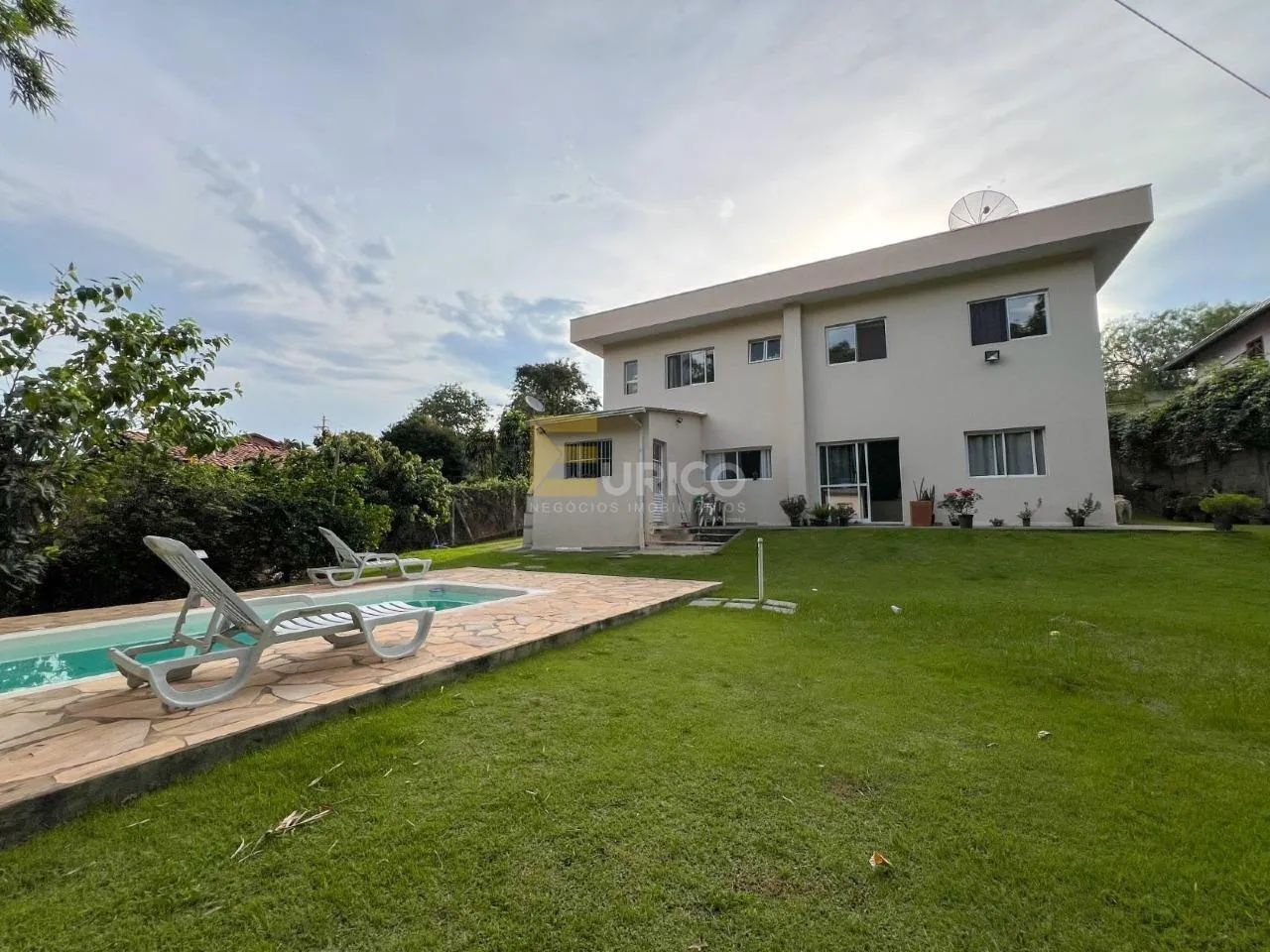 Casa à venda no Recanto dos Canjaranas em Vinhedo/SP