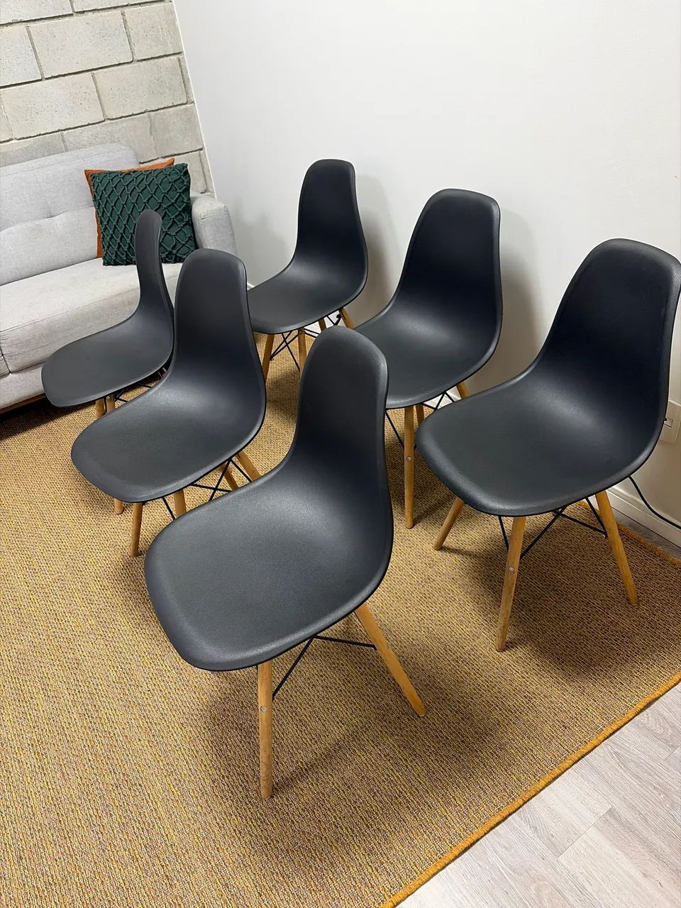 6 Cadeiras Eames Eiffel (Ótimo estado)