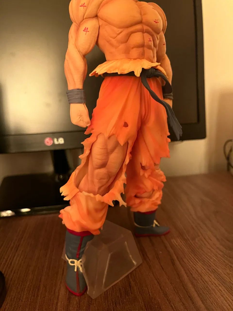Super Saiyajin Vegeta e Super Saiyajin Goku - Foto 5