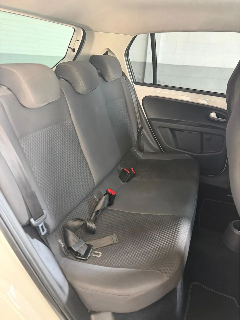 Volkswagen up! cross 1.0 TSI Total Flex 12V 5p, foto 7 de 10