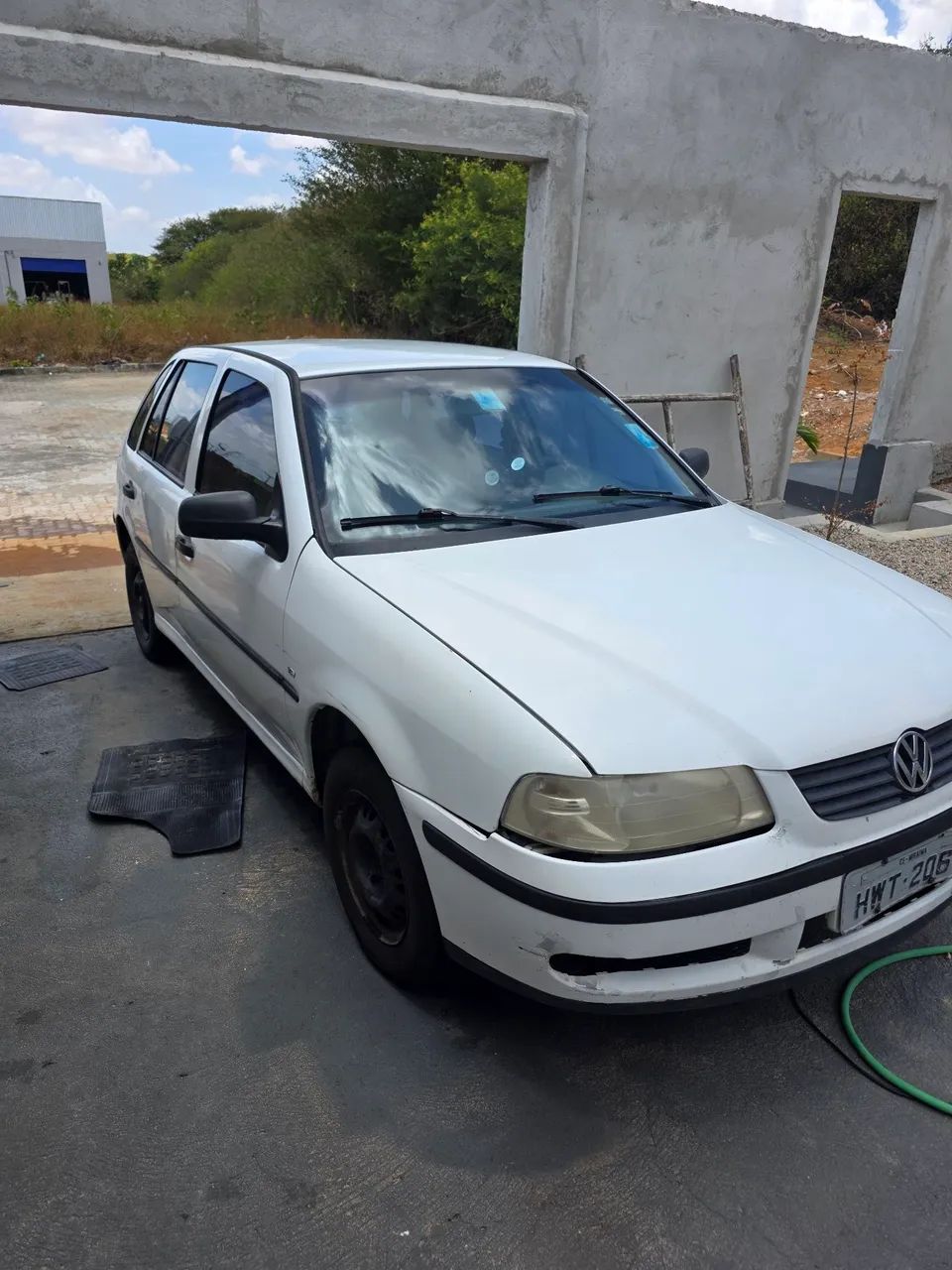Volkswagen Gol Gol 1000 Mi 16V/ Ouro 2p 2000
