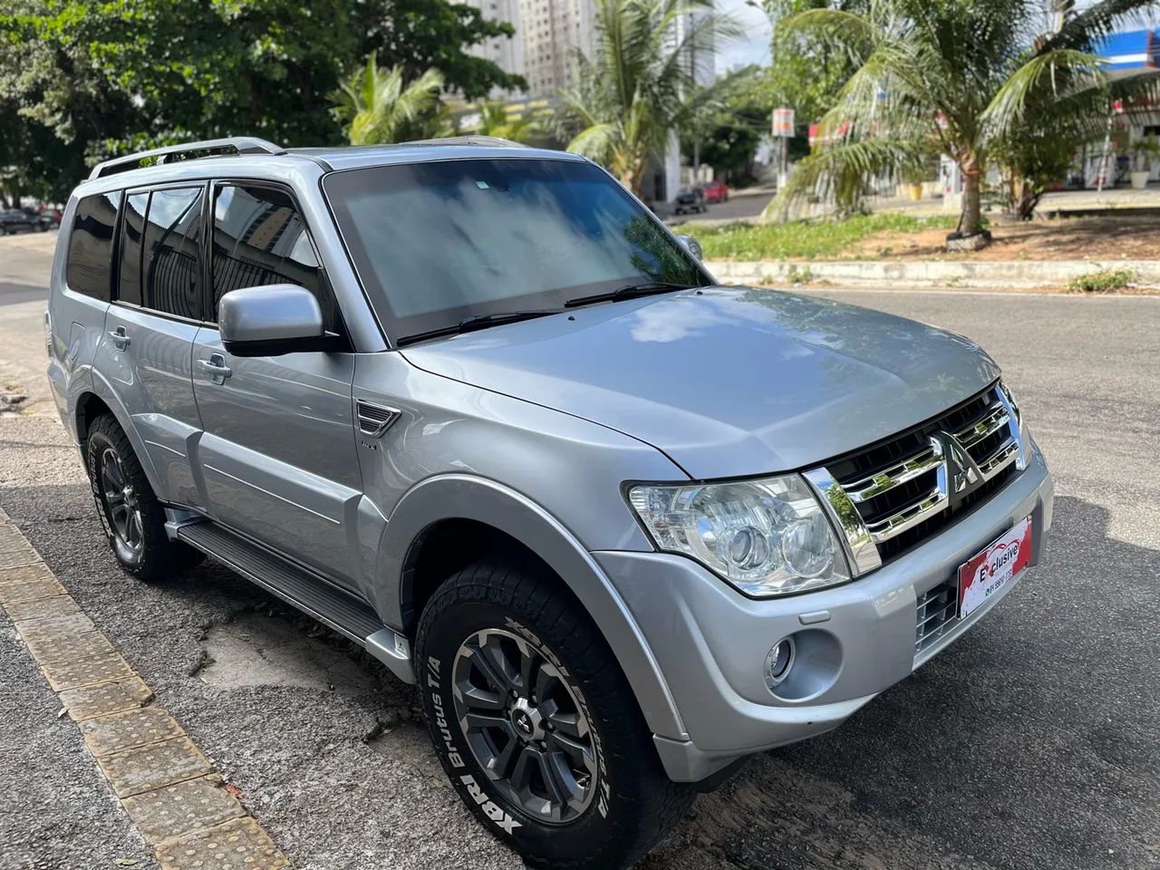 Mitsubishi Pajero Pajero HPE Full 3.2 4x4 T.I.Dies. 5p Aut 2014