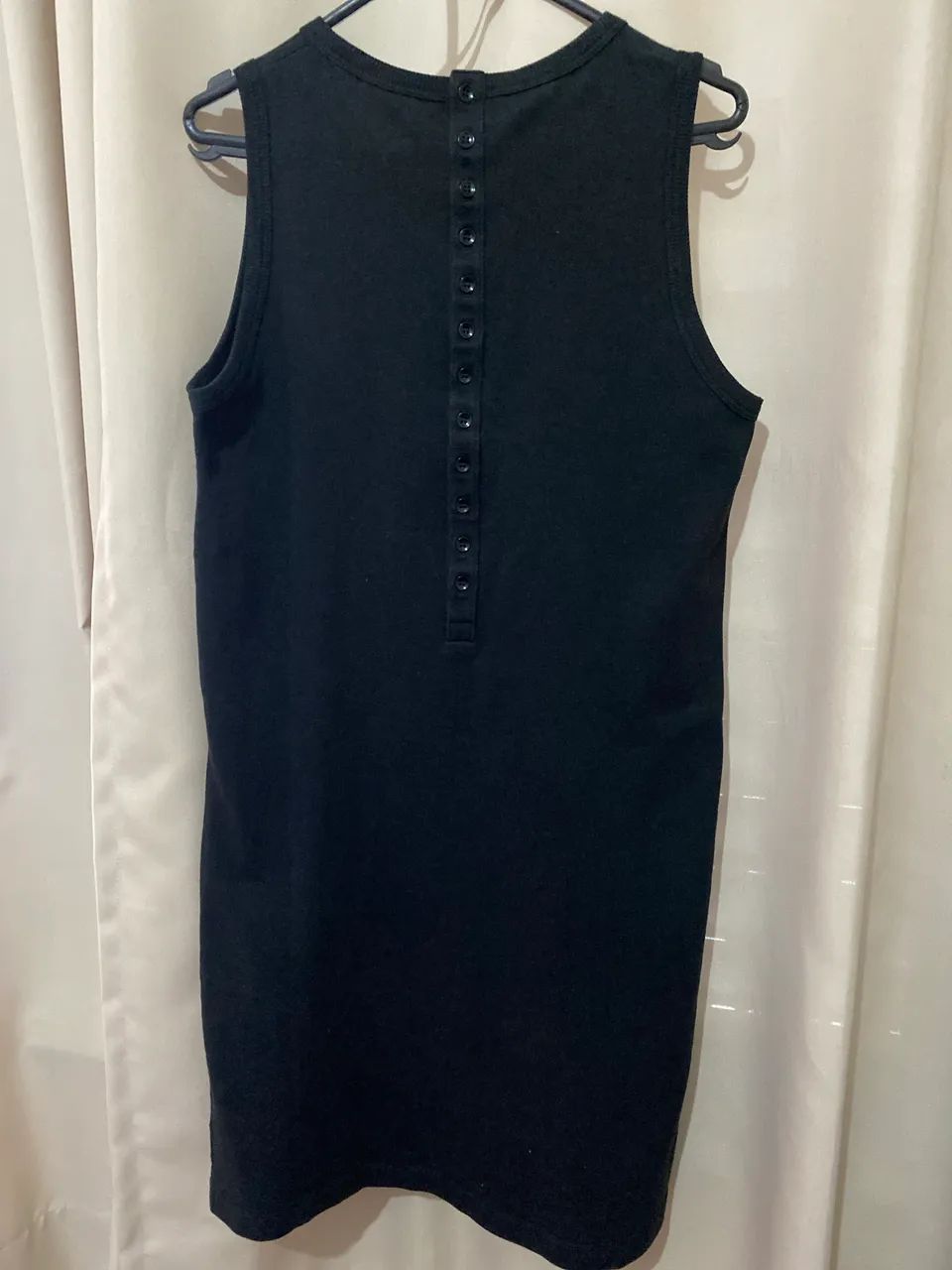 Vestido Lacoste preto P excelente estado - Foto 5