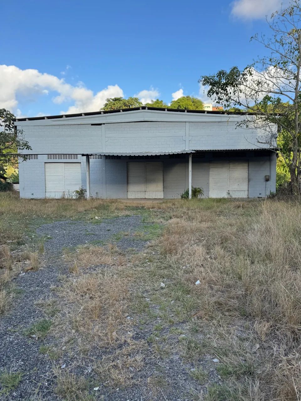 GALPÃO COMERCIAL/INDUSTRIAL PARA LOCAÇÃO 