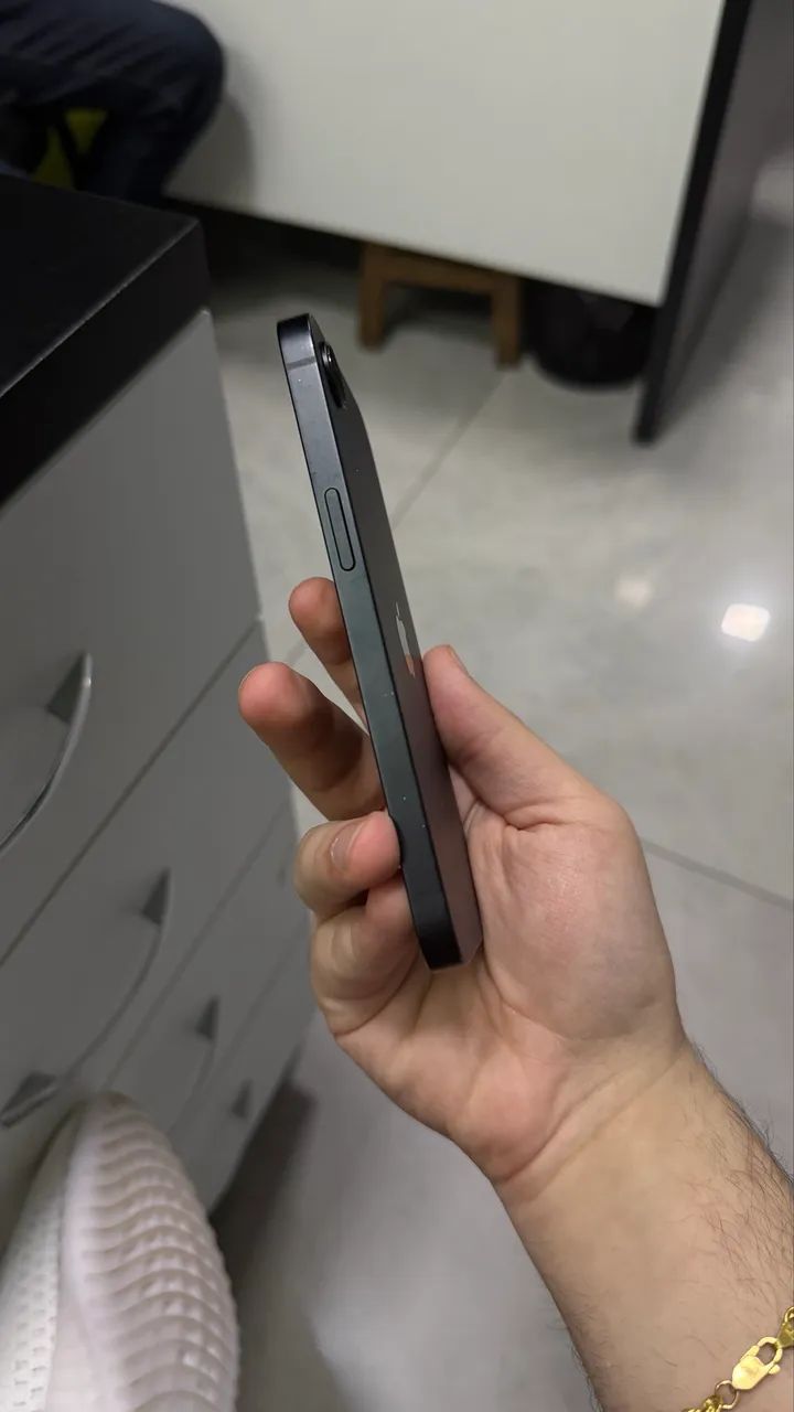 IPHONE 16E 128GB perfeitas condições  - Foto 3
