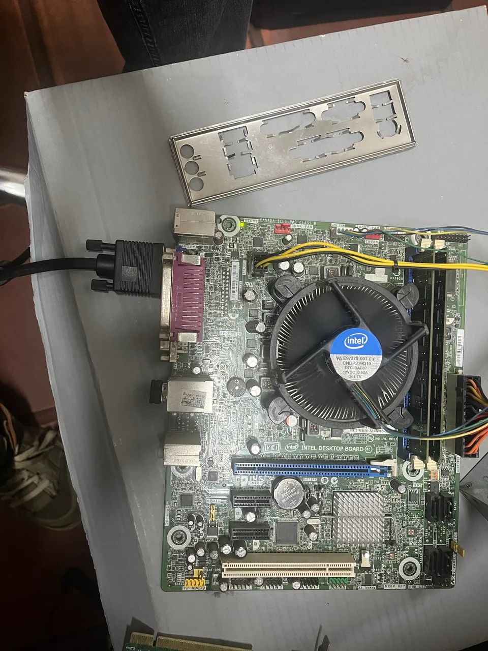 KIT PC - INTEL CORE i3 + 8GB RAM