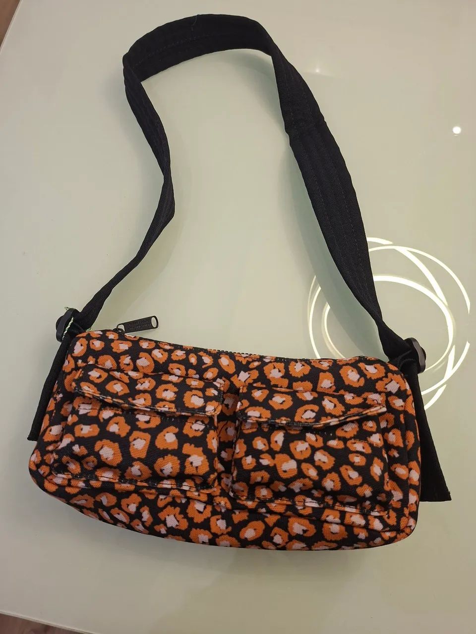 Bolsa Shoulder Bag Farm ( estampa de onça ) - Foto 2