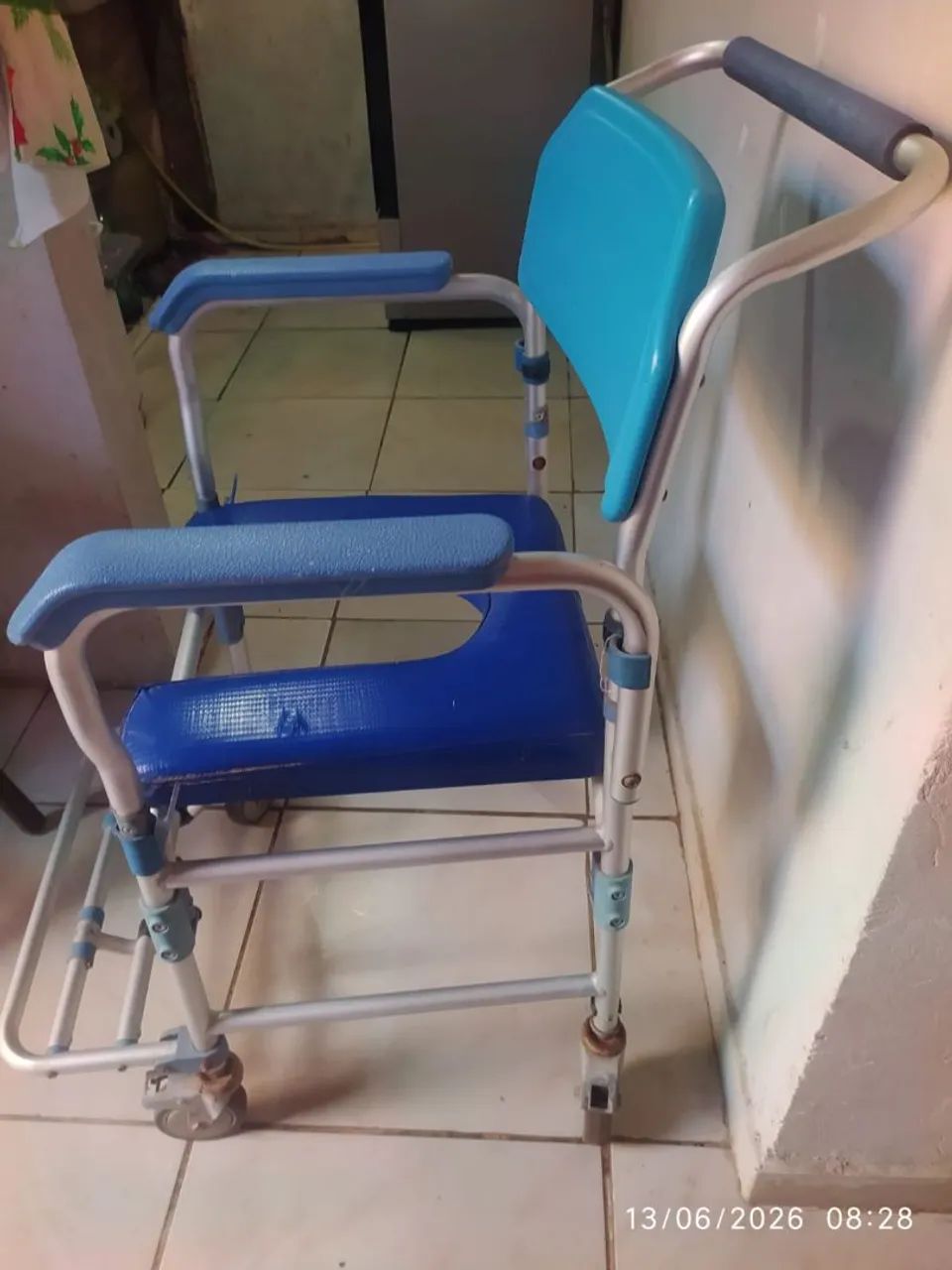 Cadeira de banho - Foto 2
