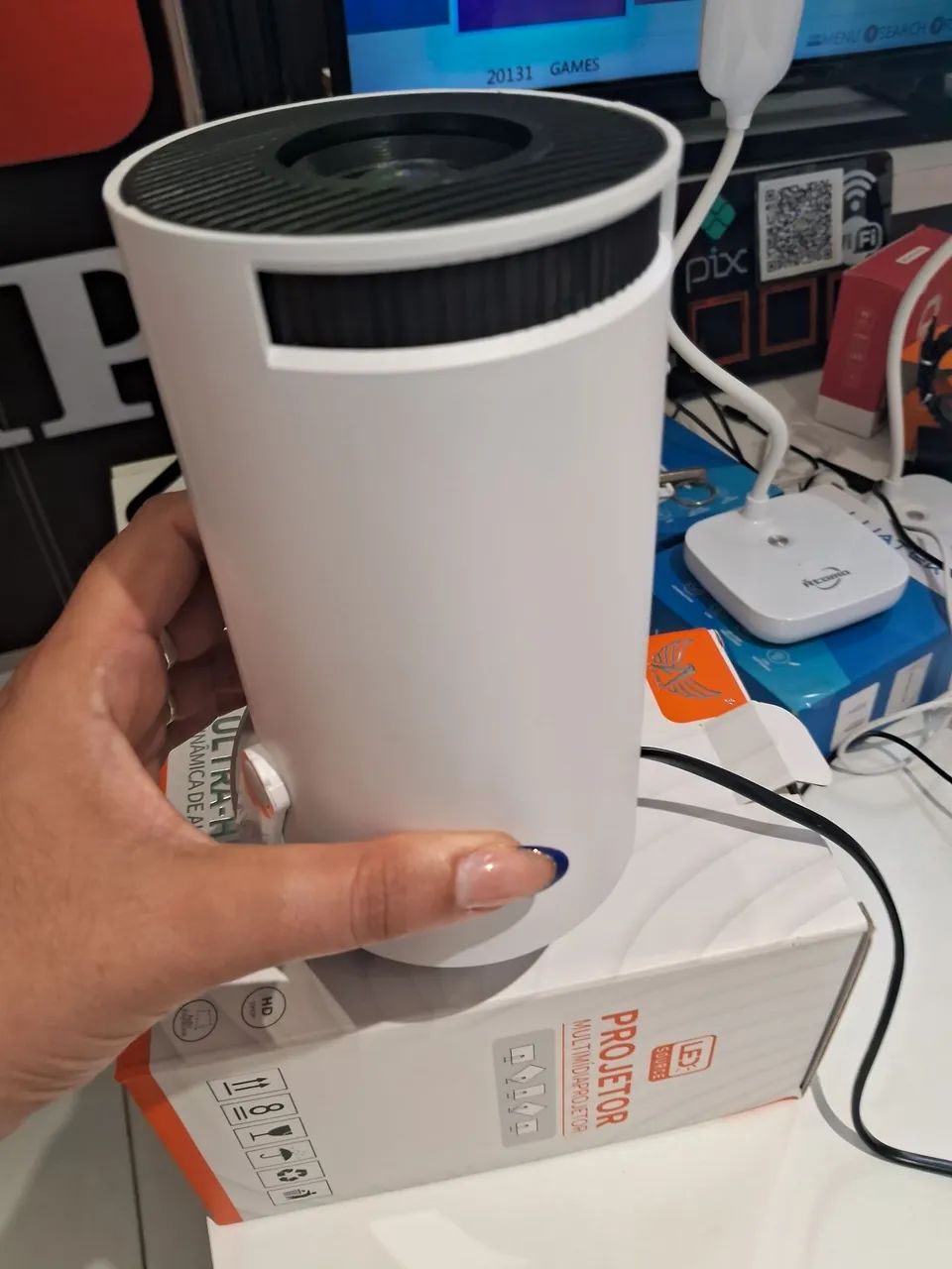 Projetor hy300 promoção  - Foto 5