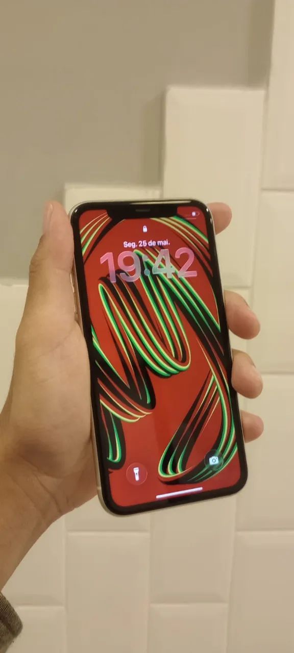 iPhone 11 Branco 64 GB