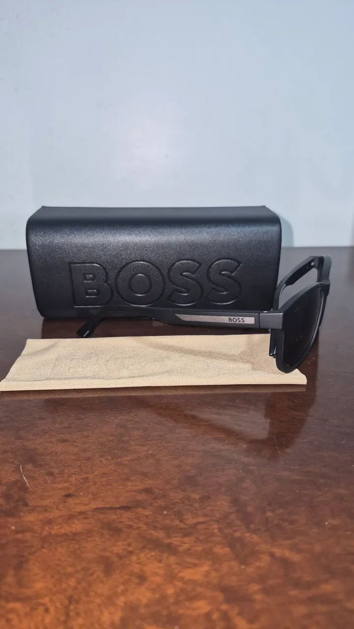Óculos de Sol BOSS (NOVO)