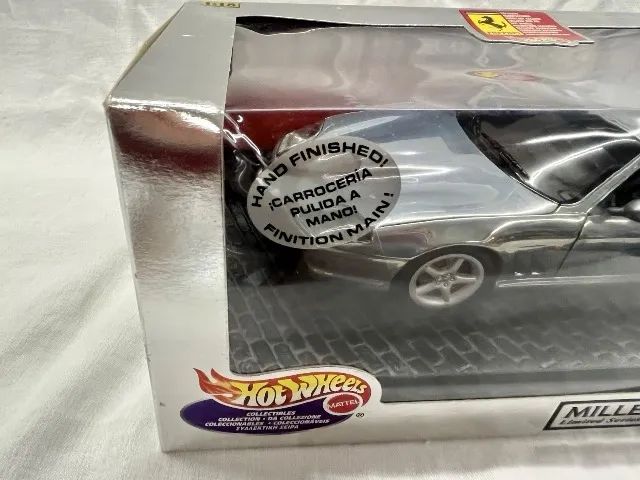Edição Limitada 1/18 Hot Wheels Millennium Ferrari 550 Maranello Edição Limitada 1/18 Hot Wheels Millennium Ferrari 550 Maranello