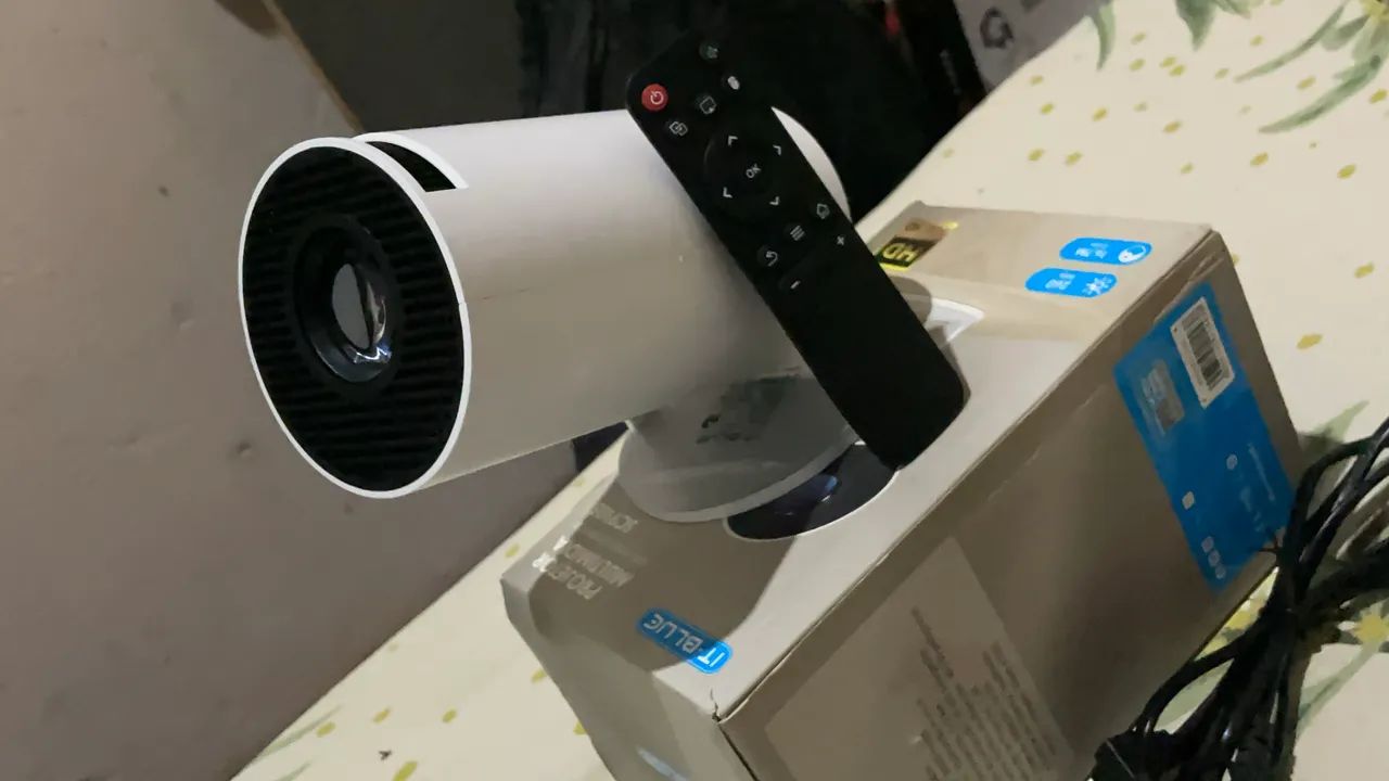 PROJETOR 4K (CINEMA EM CASA) - Foto 3