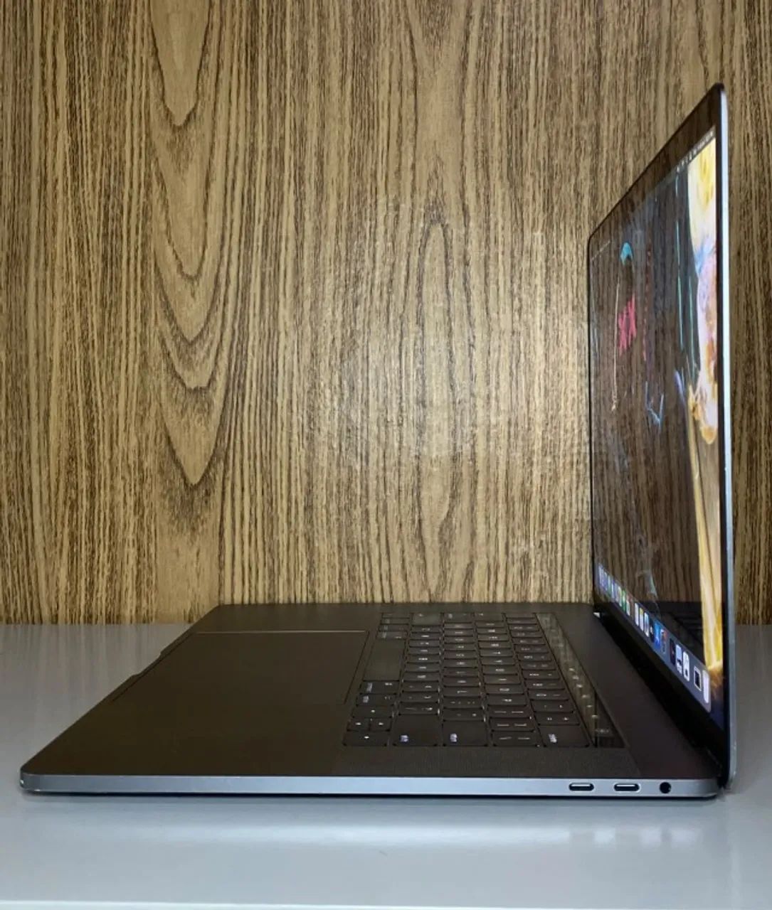 MacBook Pro A1707 i7 16GB 2TB SSD | GPU Dedicada | Bateria Normal | Sem Defeitos - Foto 4