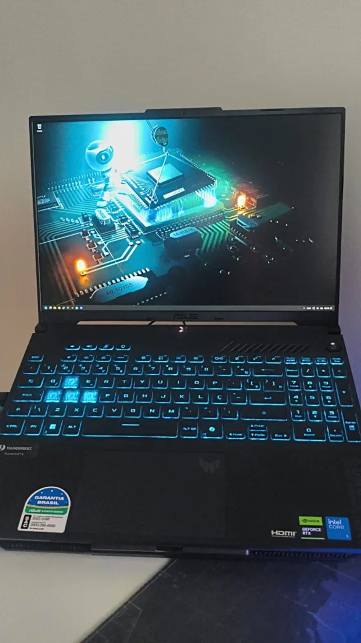 Notebook Asus TUF Gaming F16 com RTX 4050