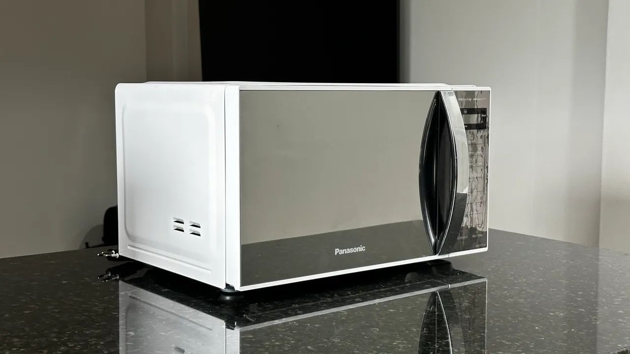 Microondas 220v - Panasonic NOVO - Foto 2