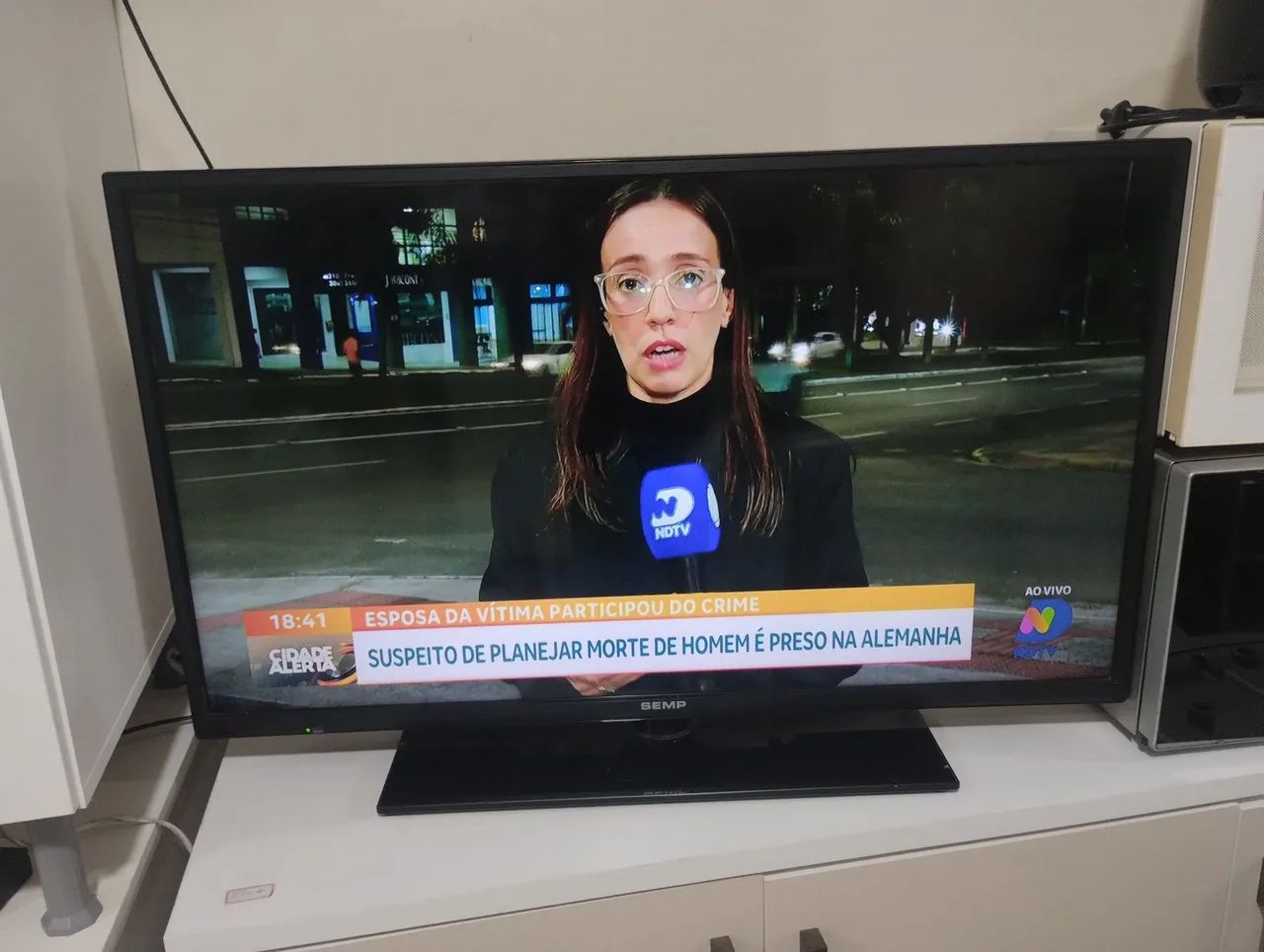TV LED semp 40 polegadas HDMI  - Foto 3