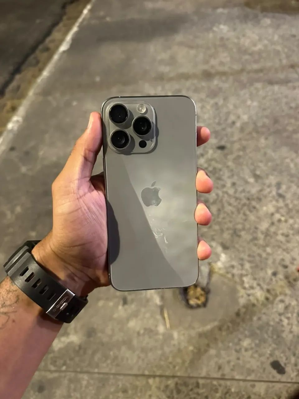 iPhone 15 Pro Max  - Foto 2