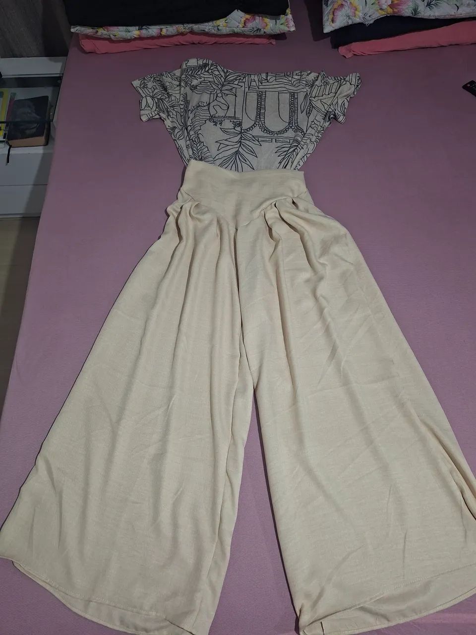 Conjunto blusa e pantalona  - Foto 2