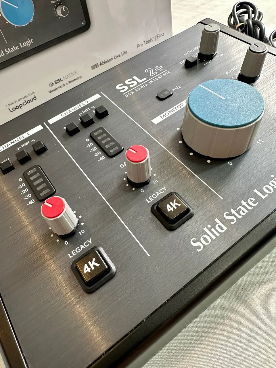 Interface de áudio SSL 2+ - Foto 4