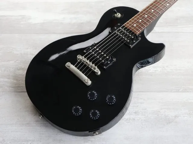 epiphone les paul studio