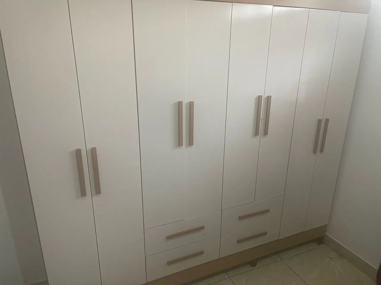 Vendo guarda roupas semi novo  - Foto 4