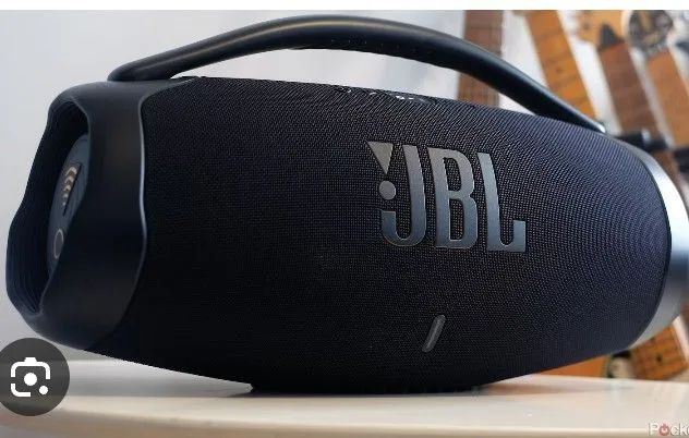 Caixa de som JBL Bombox 03