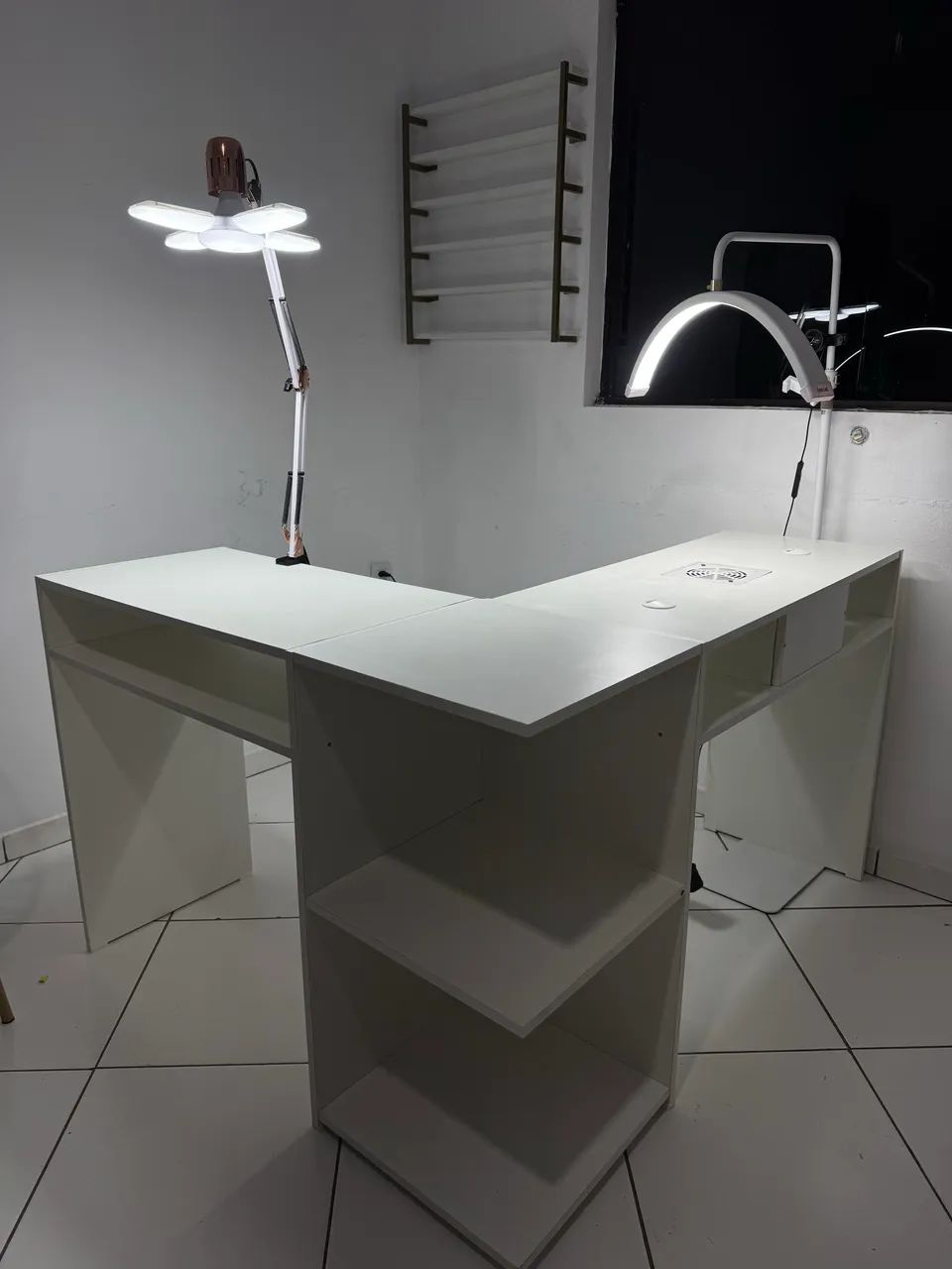 mesa para nails com sugador embutido 