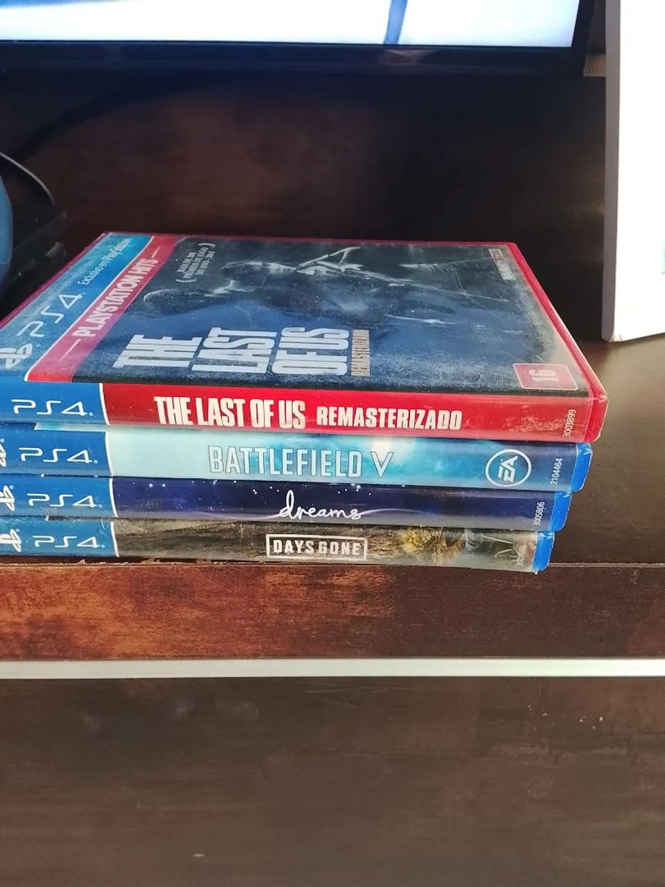 PS4 slim com 2 controles - Foto 3