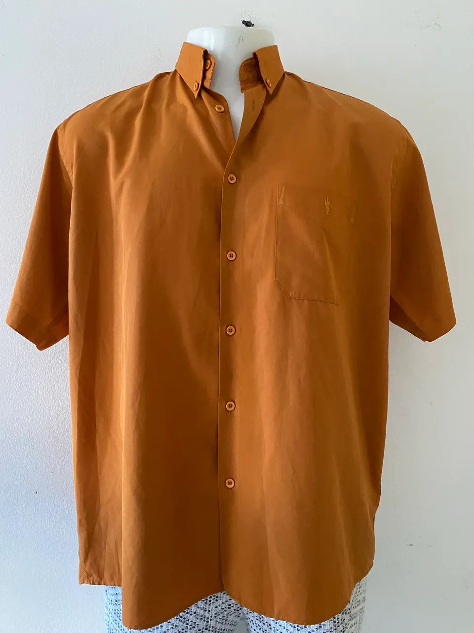 Camisa social manga curta TAM 44/46/48/50 - Foto 2