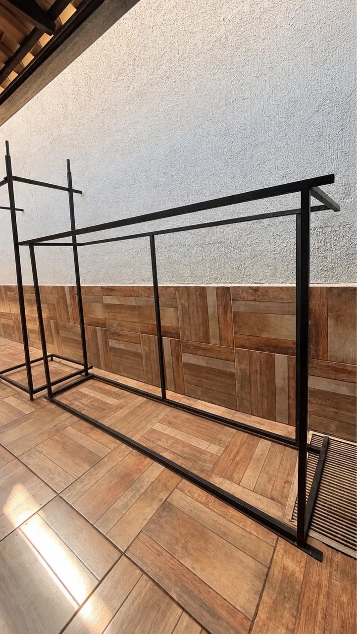 Estrutura para mesa de corte