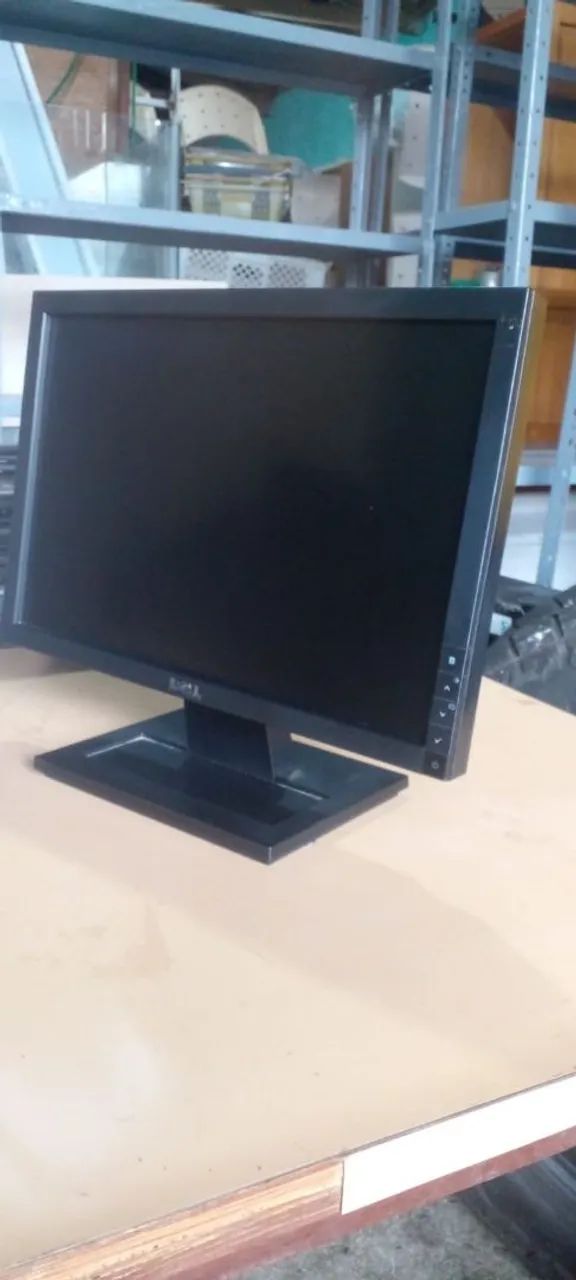 Monitor Dell 17 Polegadas Funcionando em Perfeito estado Natal RN443789821756067841