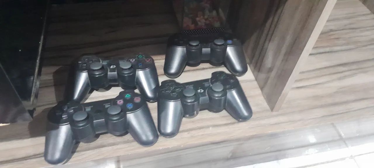 Play 3