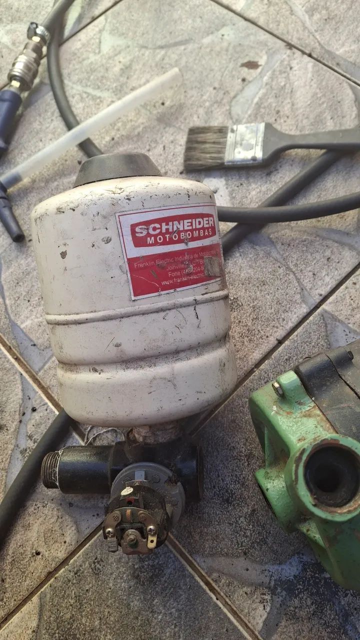 Bomba Schneider - Foto 3