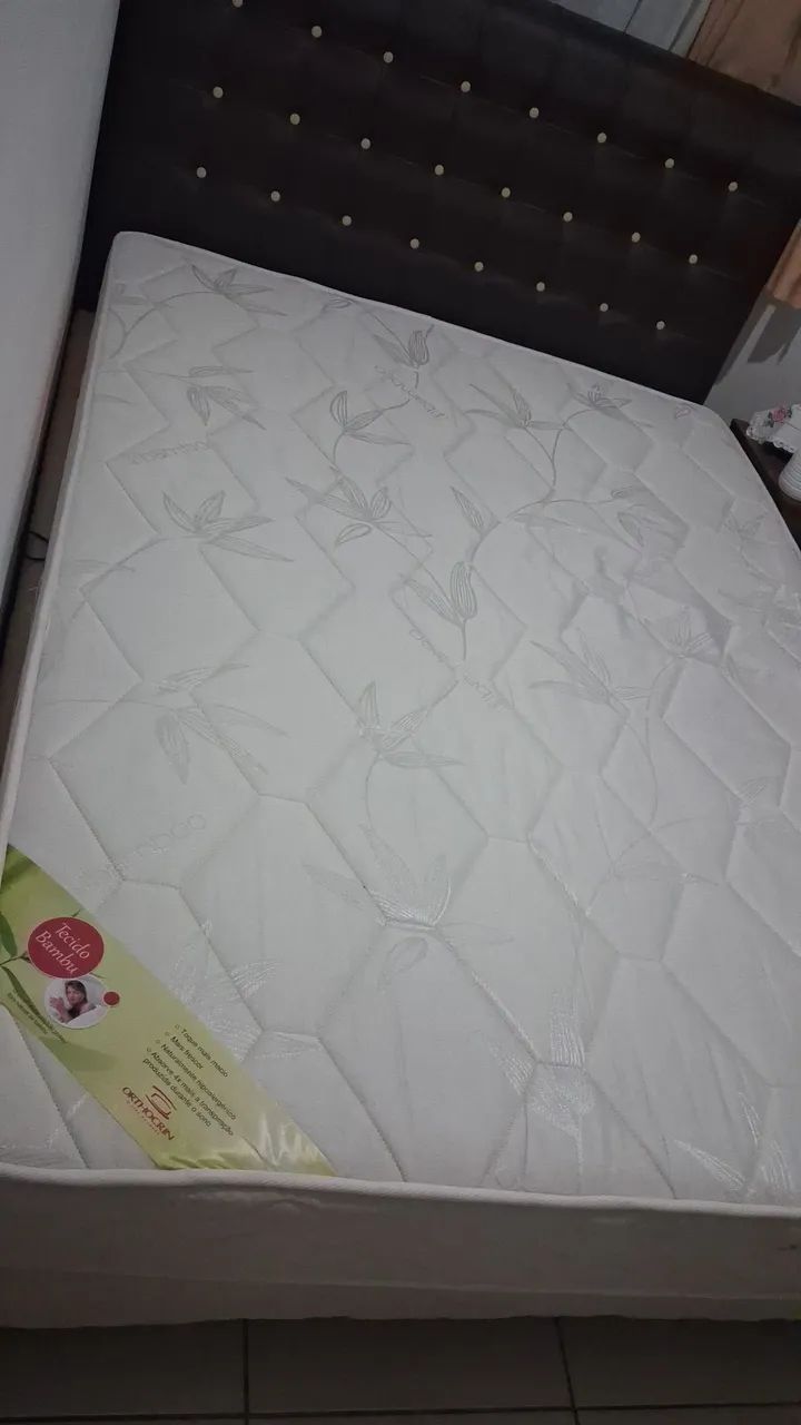 Cama casal e solteiro com colchões, mil reais  - Foto 2