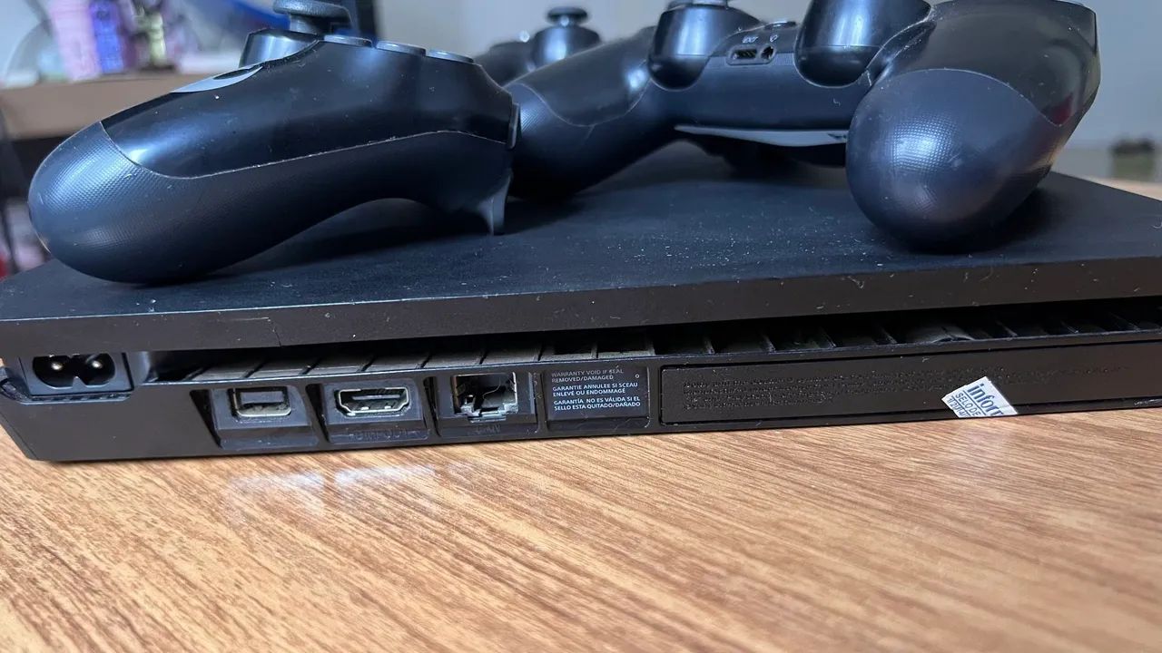 PS4 SLIM - Foto 4