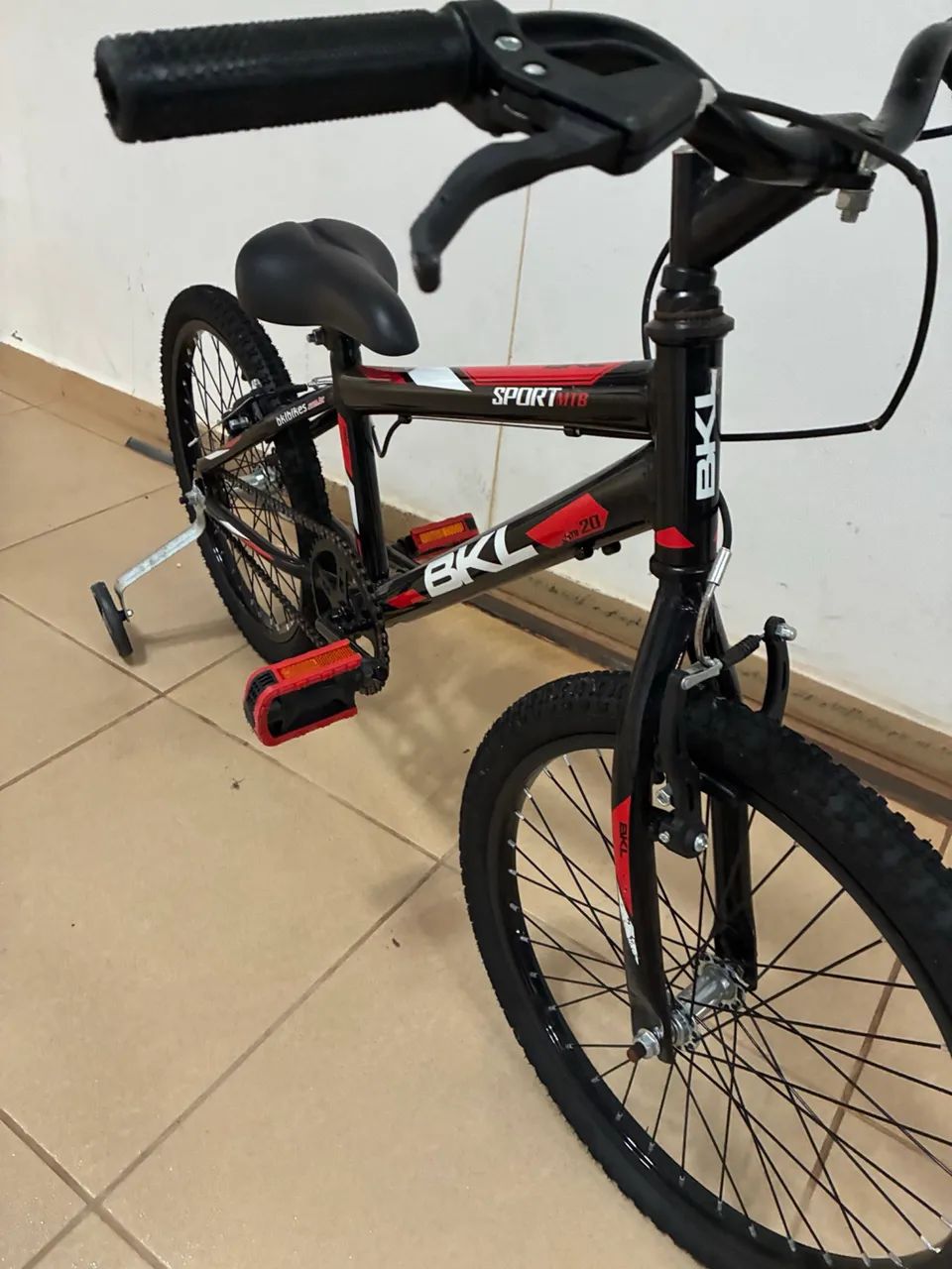 Bicicleta BKL Aro 20 Semi Nova - Foto 3