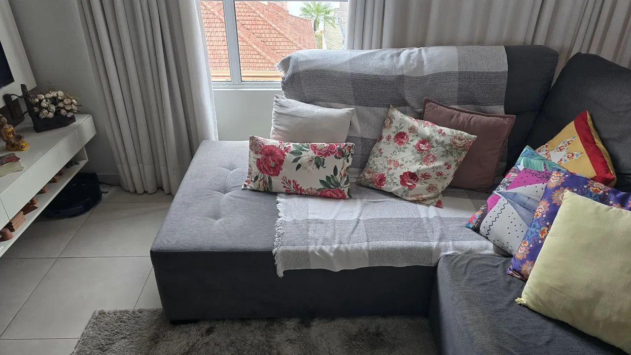 Sofá grande com chaise - Foto 5
