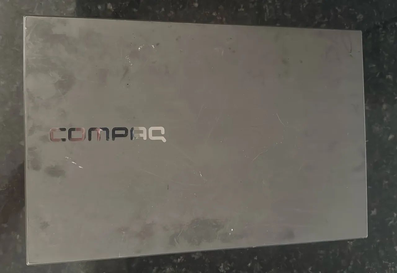 Notebook presario 420 Compaq  - Foto 3