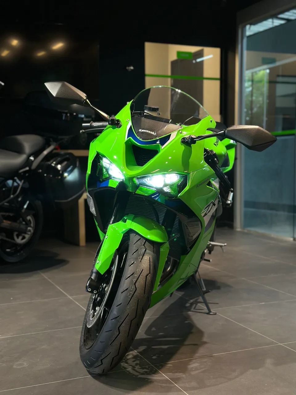Kawasaki Zx-6r 600cc 1996 - 1495907686 | OLX